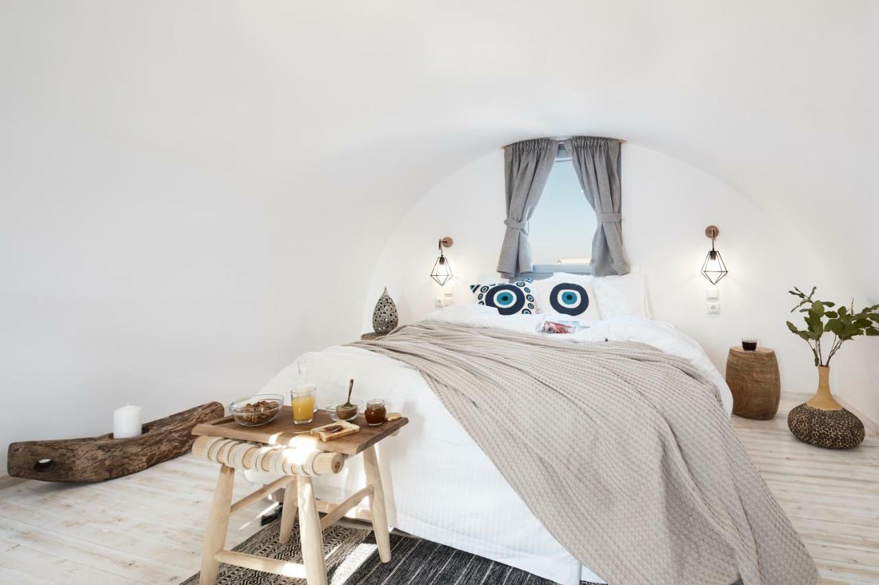 Pnoi Luxury Suites คาร์เทราดอส ภายนอก รูปภาพ