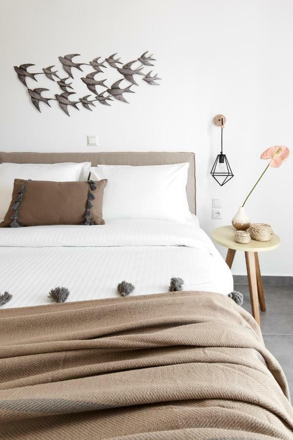 Pnoi Luxury Suites คาร์เทราดอส ภายนอก รูปภาพ
